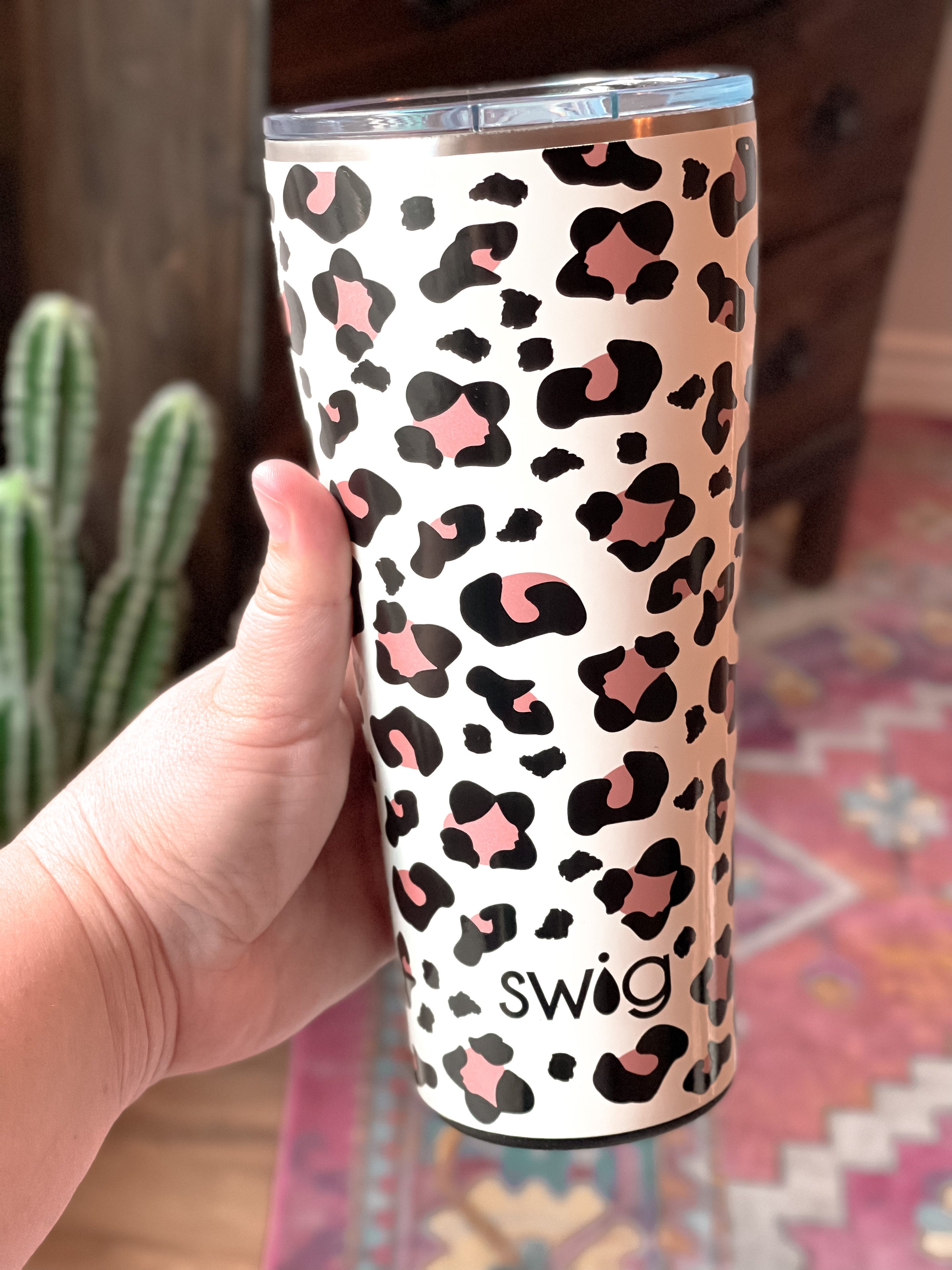 Swig 22 oz Tumbler - Luxy Leopard