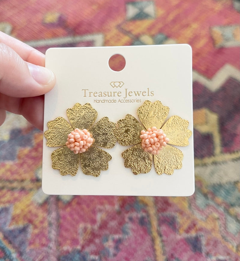 Dahlia Peach Earrings